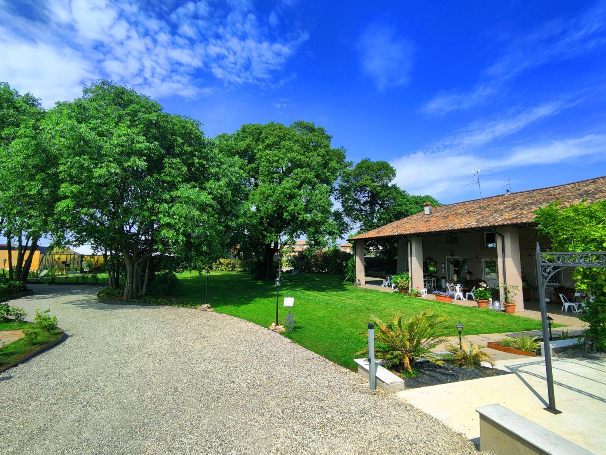 Garda Relais Antica Romelia Montichiari Exterior foto